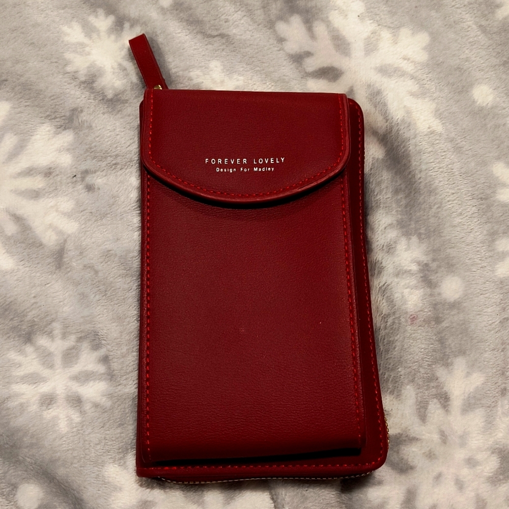 Madley Crossbody bag, card slots and phone pocket, NWOT